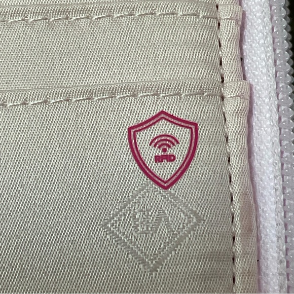 Vera Bradley all in one crossbody purse bag RFID protection 7”x4” - Picture 6 of 11